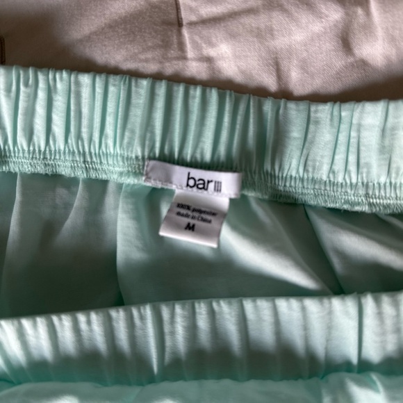 Off the shoulder top - Picture 3 of 3